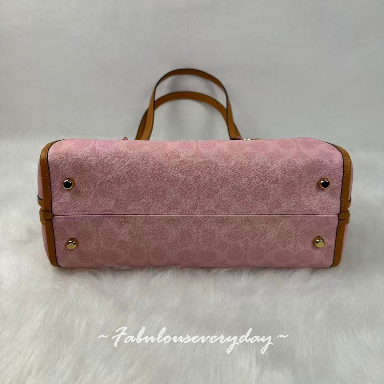 Coach Erin Shoulder Bag In Signature Canvas With Charms Powder Pink CEL13