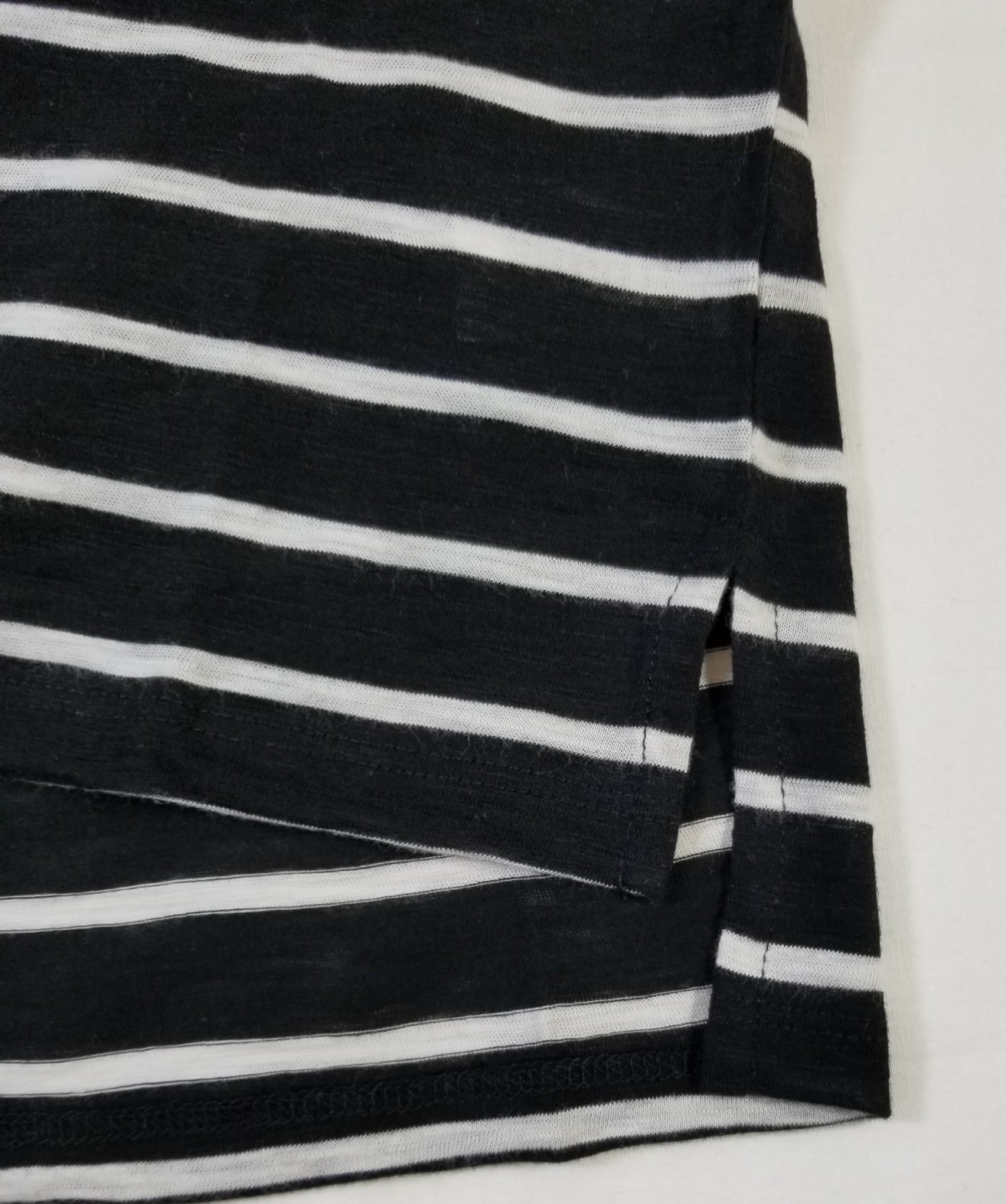 NWT Vince Feeder Stripe Pima Cotton Short Sleeve Tee Black-White Size XS, S $85