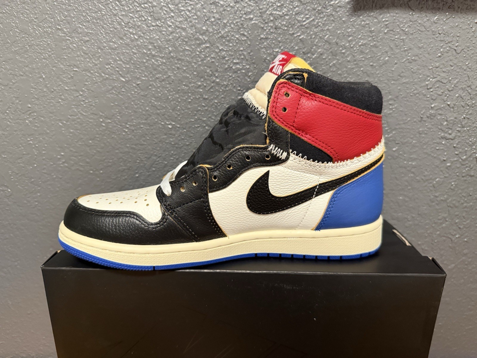 Jordan Air Jordan 1 Retro High OG Fragment x Union LA Varsity Red IO7847-002