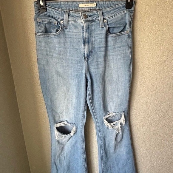 Levi’s 726 High-Rise Flare Size 29