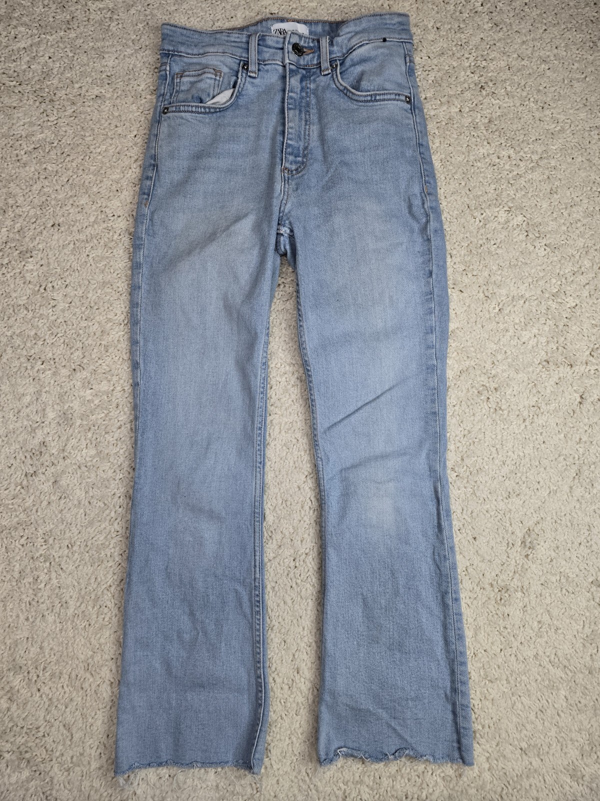 Zara Jeans Womens 4 (26×26) Relaxed Straight High Rise Medium Wash Raw Hem Denim