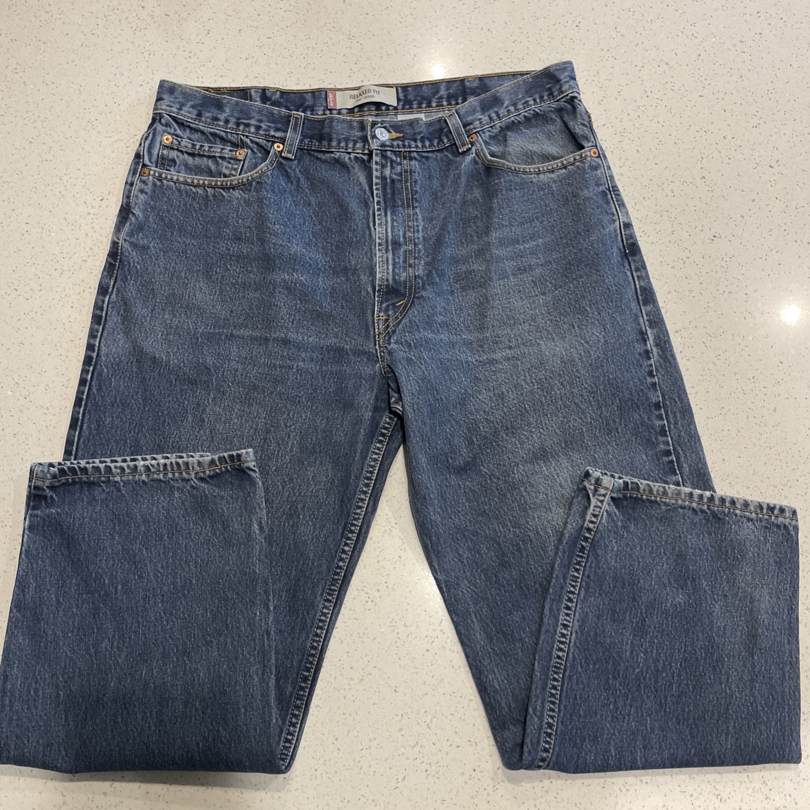 Vintage Y2K Levi’s 550 Mens 40/30 Relaxed Fit Jeans Red Tab 04/2003 Mexico