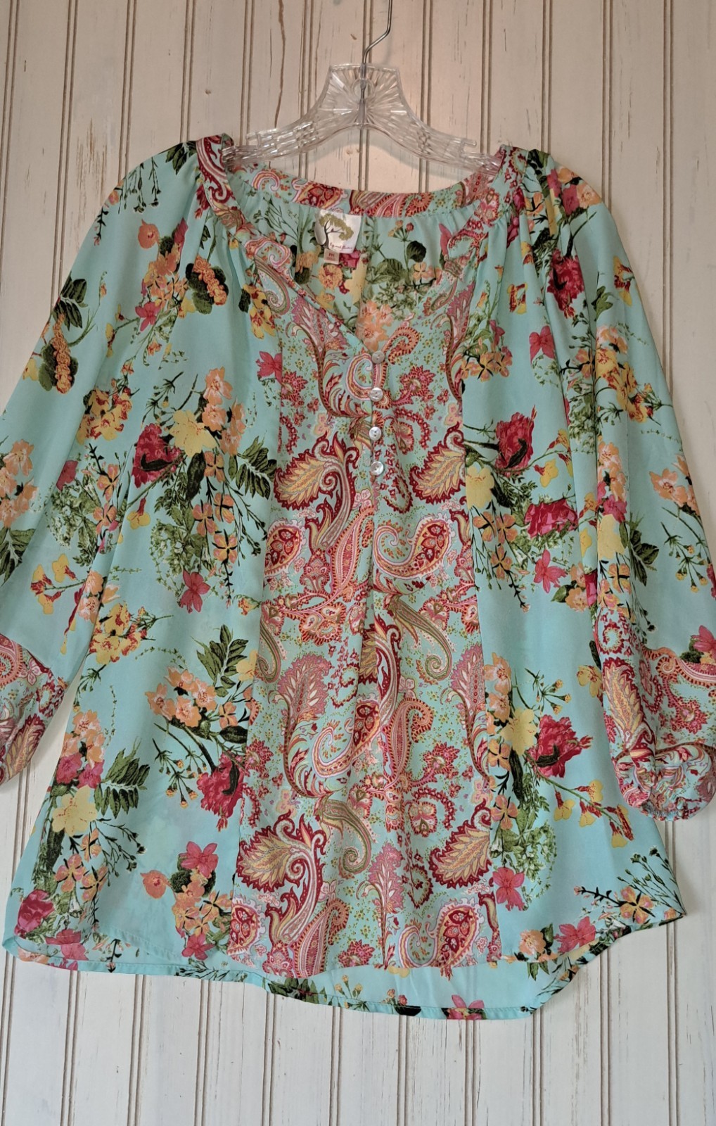 Fig and Flower Boho Paisley Floral Blouse Green Floral Paisley Mixed Prints Med