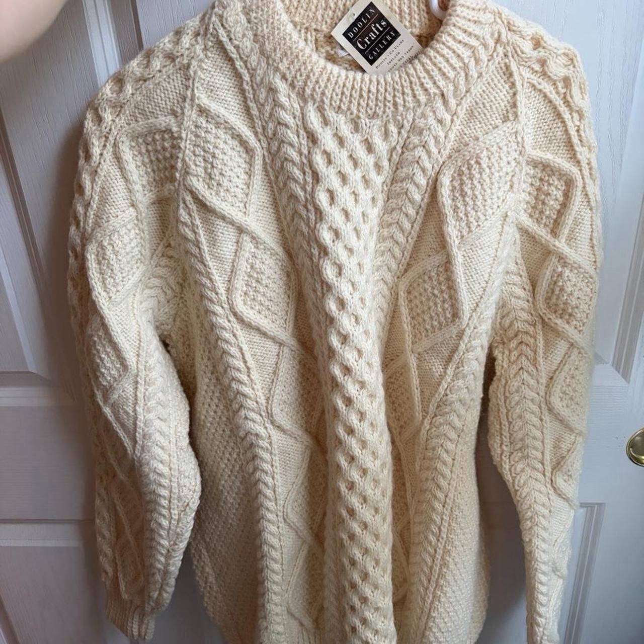Doolin Crafts Gallery Unisex M 100% Aran Wool Cable-Knit Sweater from Ireland