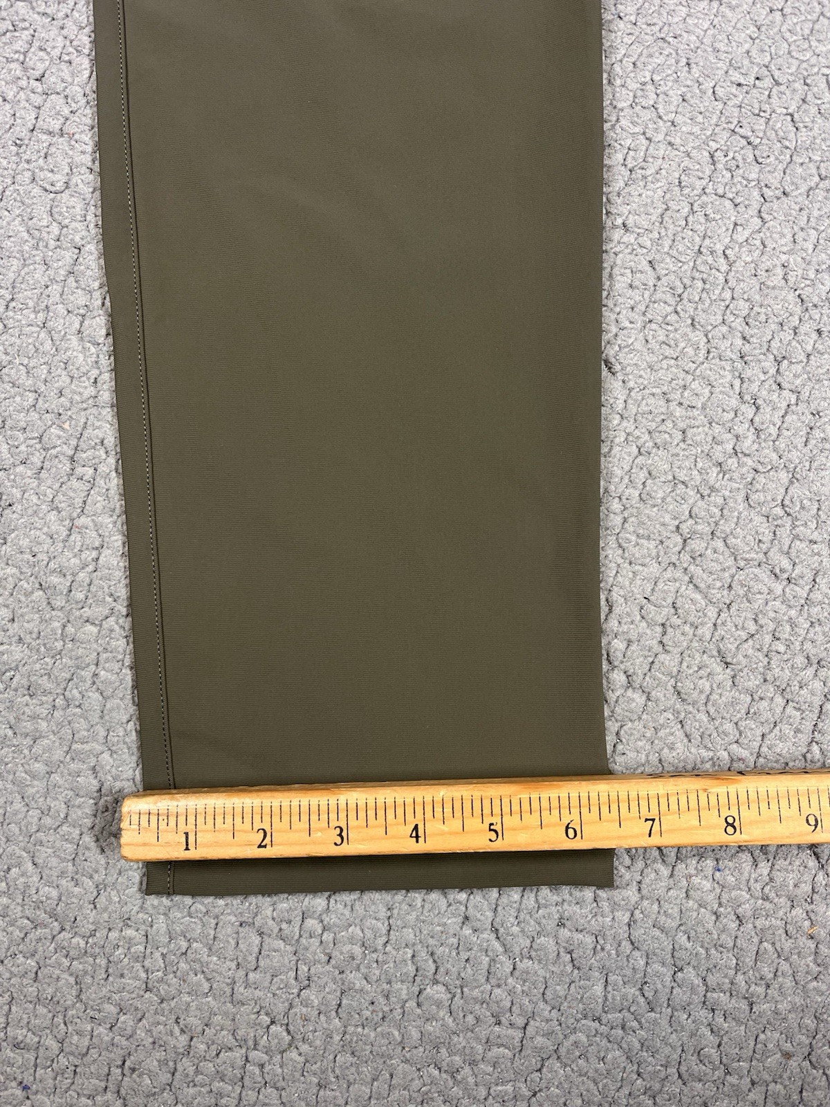 Rhone Resort Pants Sz 28 Mens Stretch Performance Travel Green UPF 50+ $138 MSRP
