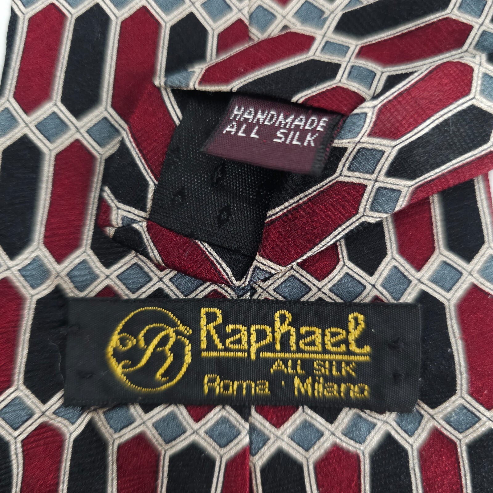 Raphael Men Necktie Handmade All Silk Geometric Red Black White Size 59×4 – NWOT