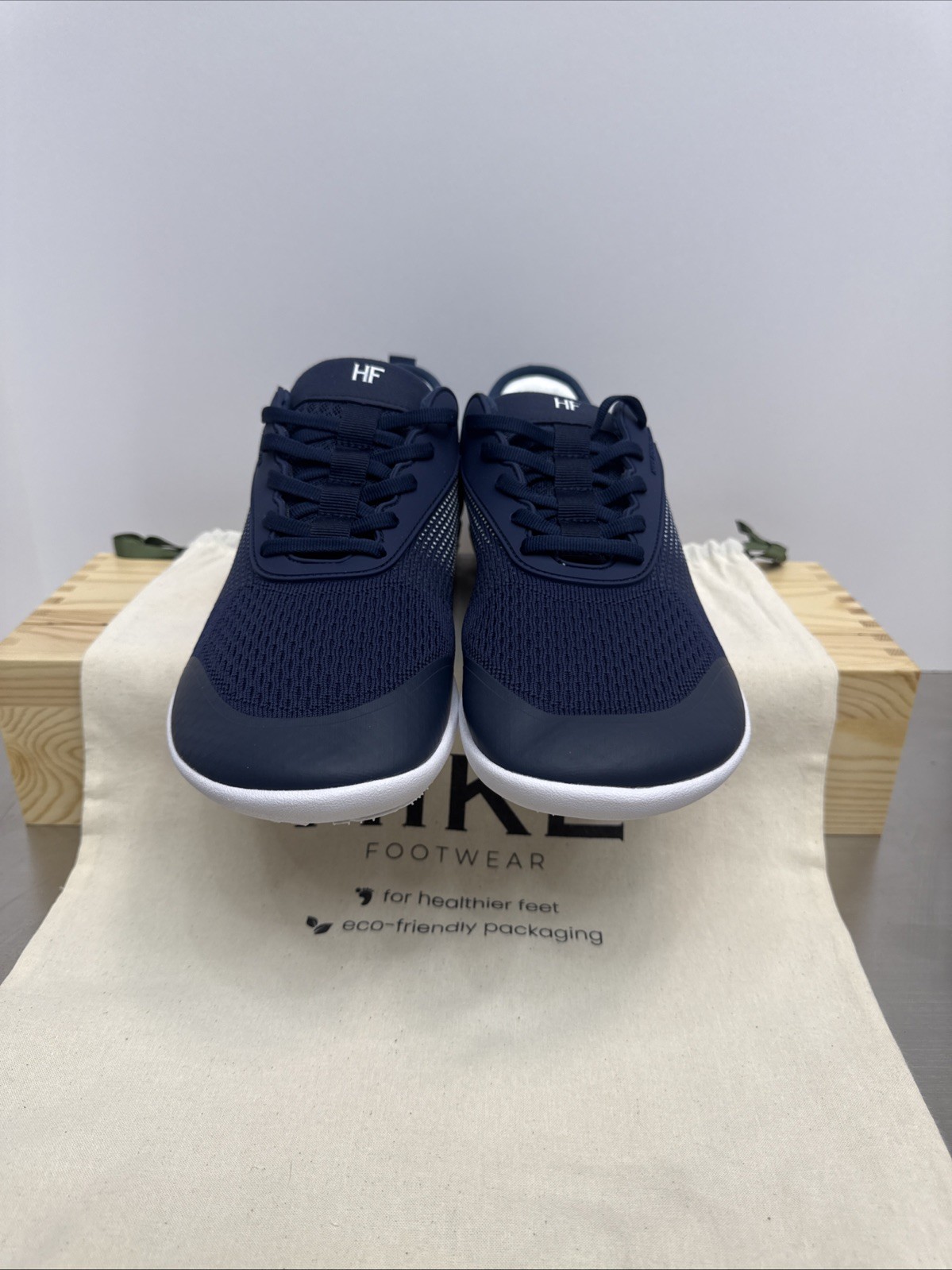 NWT HIKE Footwear Stride Barefoot Sneaker Blue/White Unisex Size EU44 Men’s 11