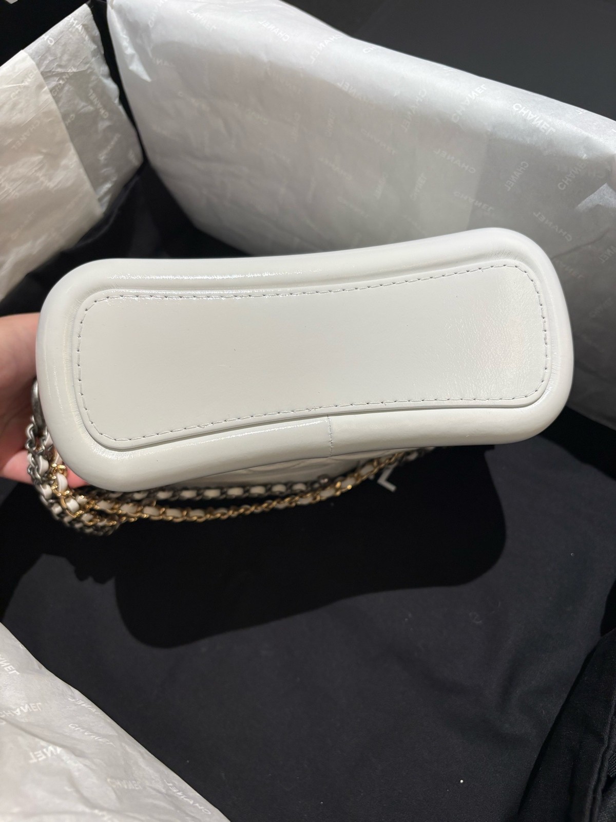 Chanel Pre-Owned Authentic Hobo Bag 20*15*8cm Free Tracked Shipping