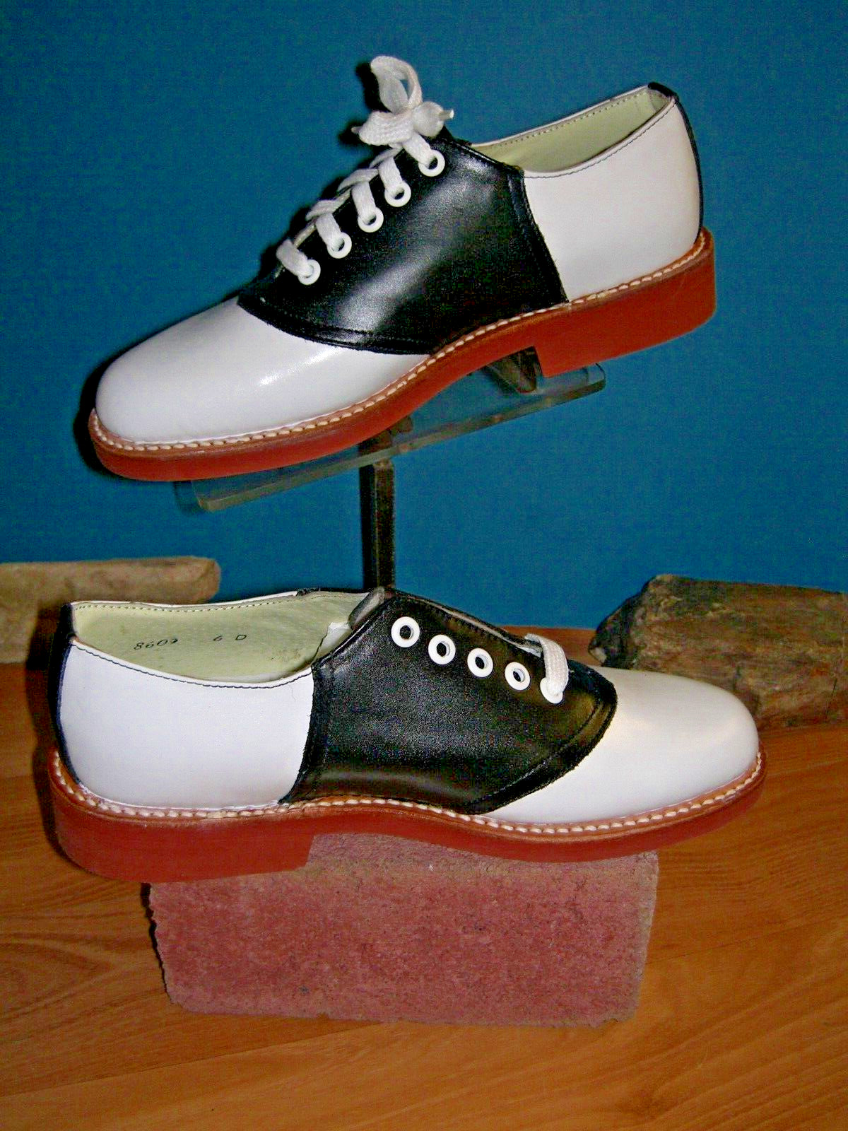 Stewart Marshall Saddle Shoes NOS US women’s 8-9.5 wide/ men’s 6-7.5D