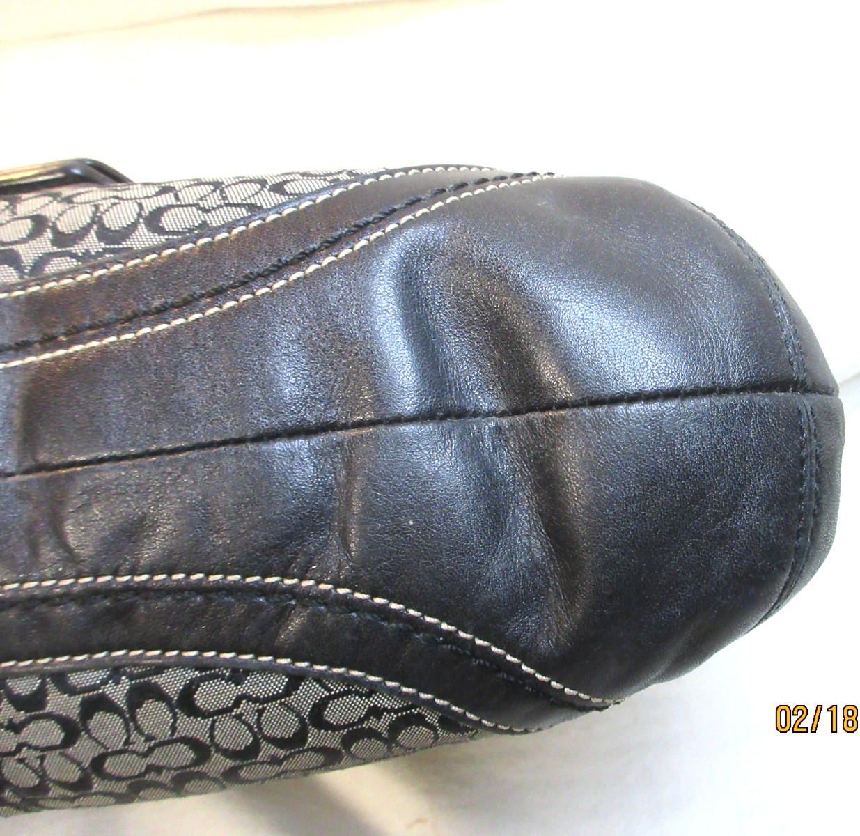 VINTAGE “OLDER, THE GOOD STUFF”~SOHO~COACH CC MONOGRAMMED PURSE~BLACK LEATHER