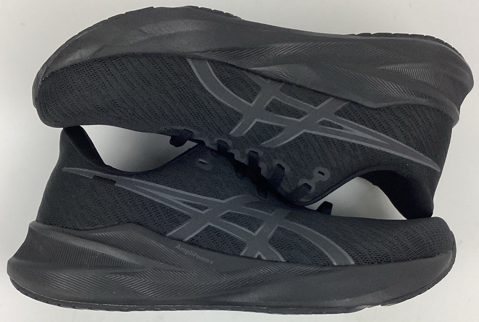 ASICS Men’s VERSABLAST 4 Running Shoes Black Carrier Gray Size 9.5