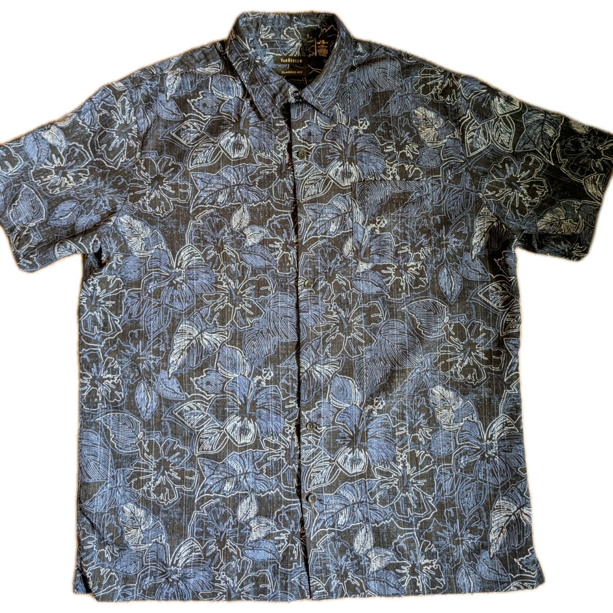 Van Heusen Shirt Mens Large Navy Blue Hawaiian Aloha Casual Vacation Shirt 16.5