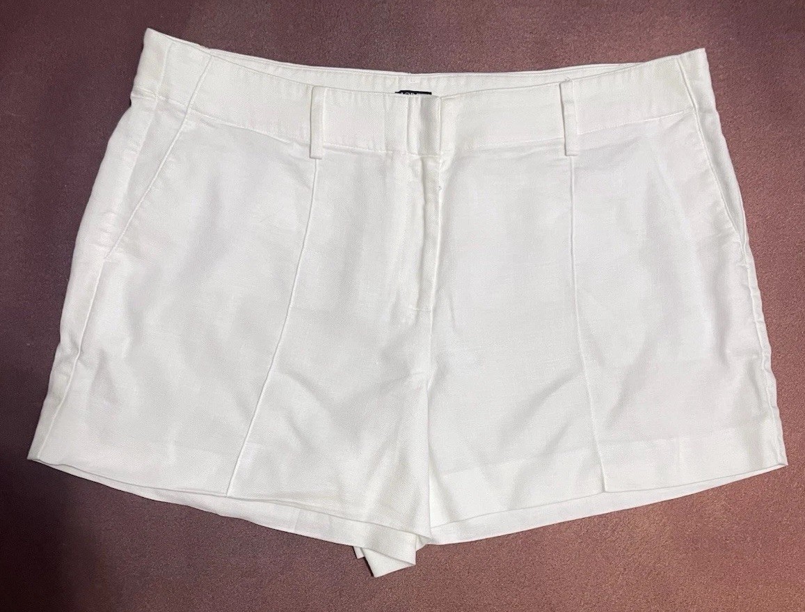 J. Crew 4” Harbor Linen Blend White Shorts Size 16 Summer Casual Travel Beach