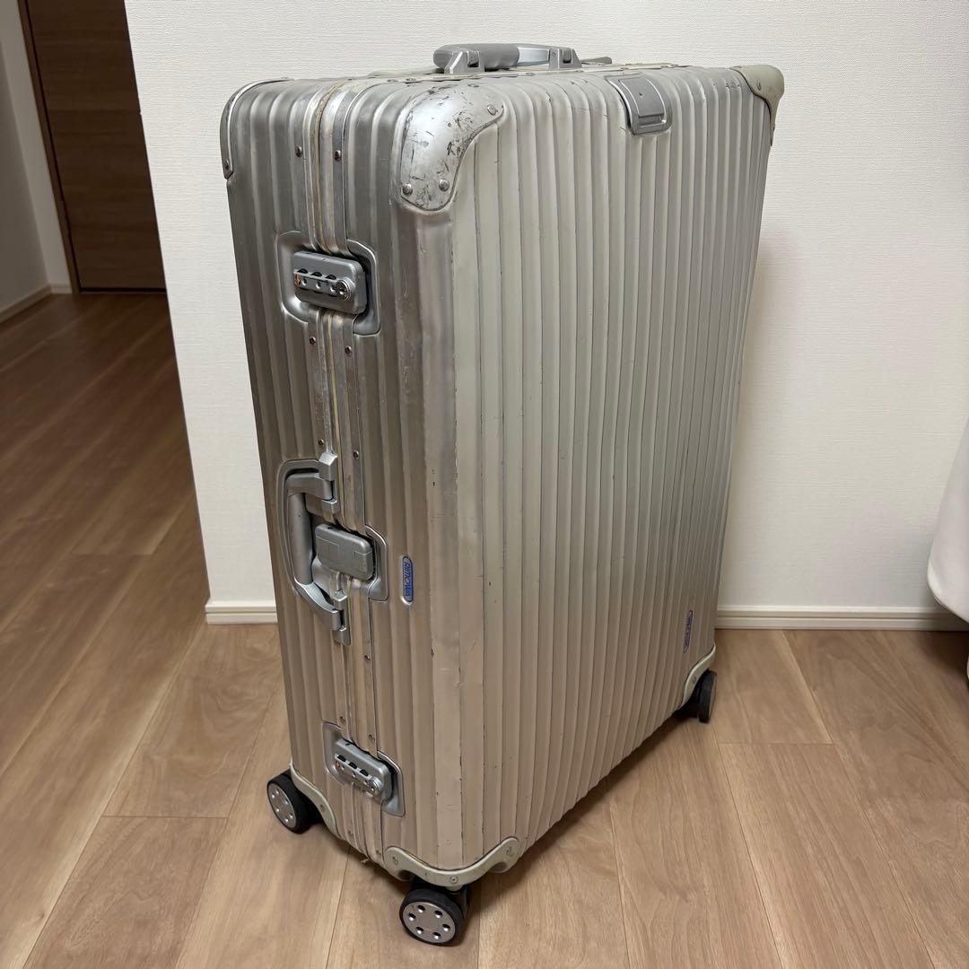 RIMOWA Topas Blue Logo 4-Wheel Aluminum Suitcase Silver