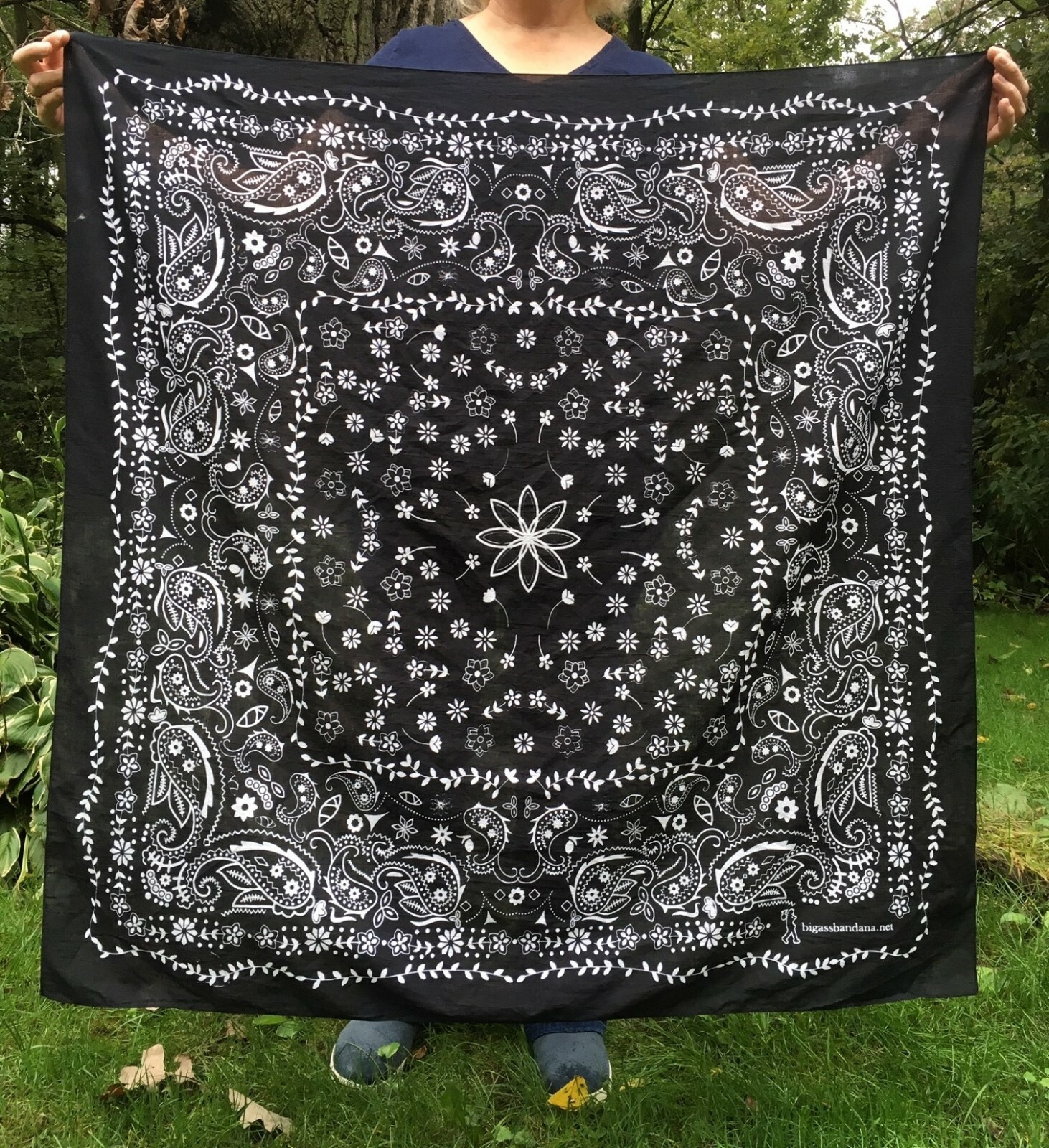 BIG ASS BANDANA Extra Large Texas Size Paisley Bandana 42×42 in