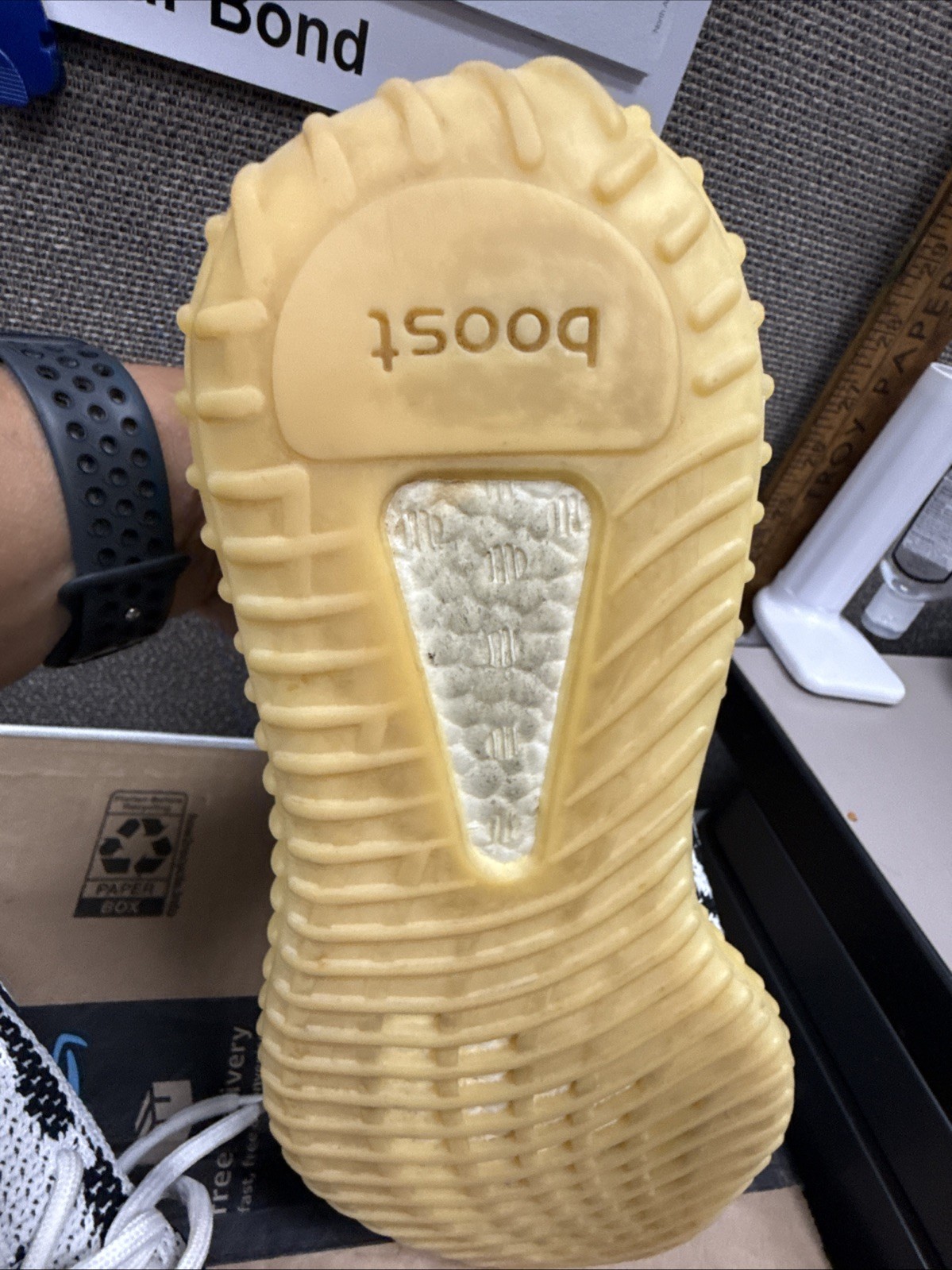 adidas Yeezy Boost 350 V2 Zebra White/Black Striped Low Top Sneakers Mens 7