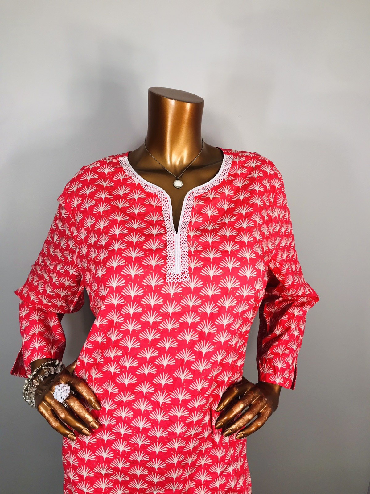 Talbots XL Top Low V Cut Pink White Print Shirt Soft 3/4 Slv Blouse Tunic