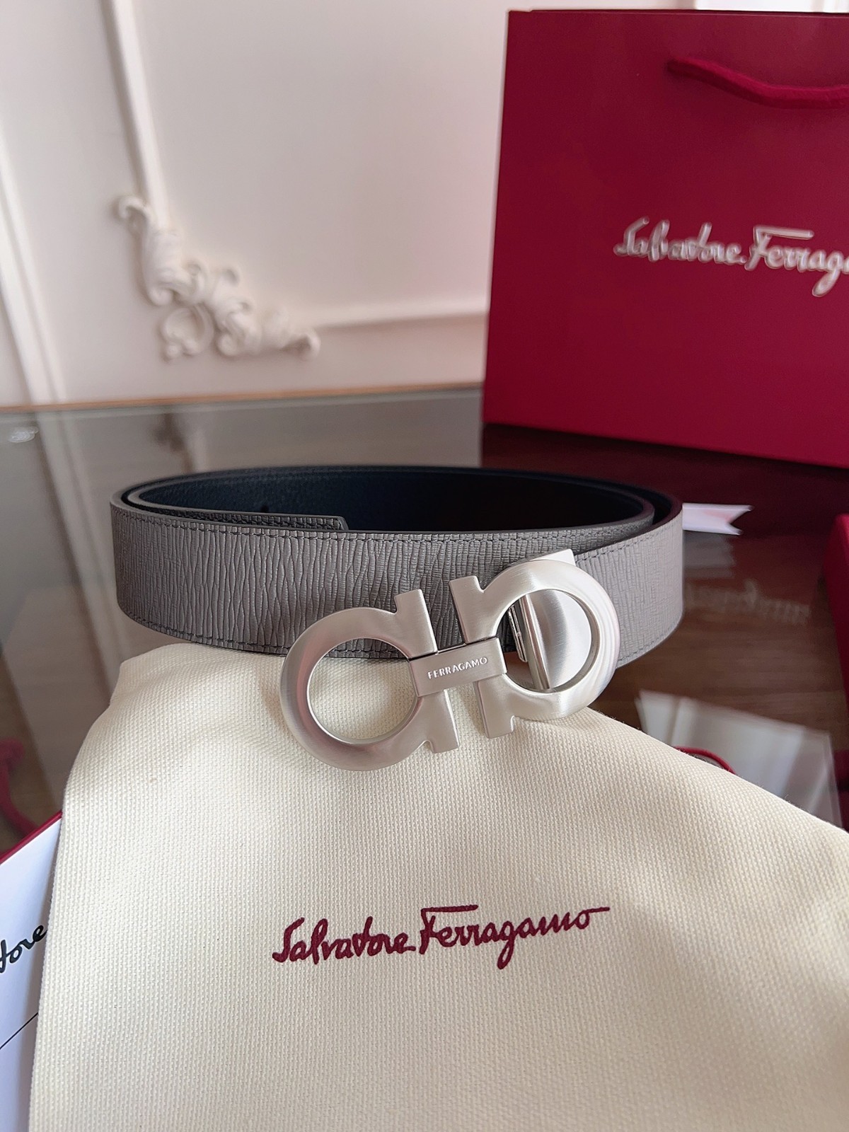 Salvatore Ferragamo Gancini Men’s Reversible Leather Belt