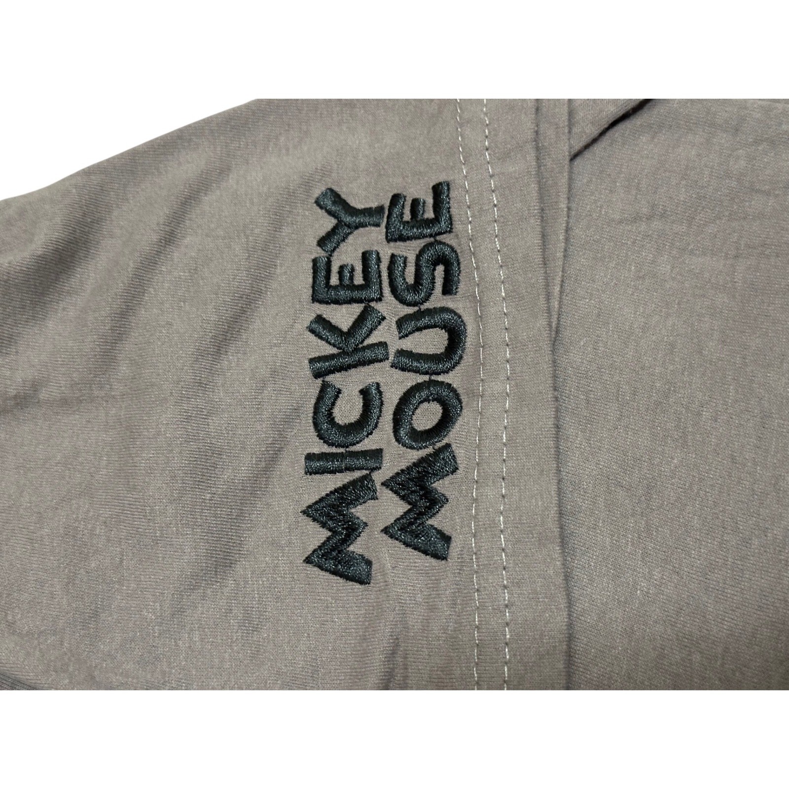 Disney Mickey Mouse Embroidered T-Shirt Taupe Gray Short Sleeve XL Womens
