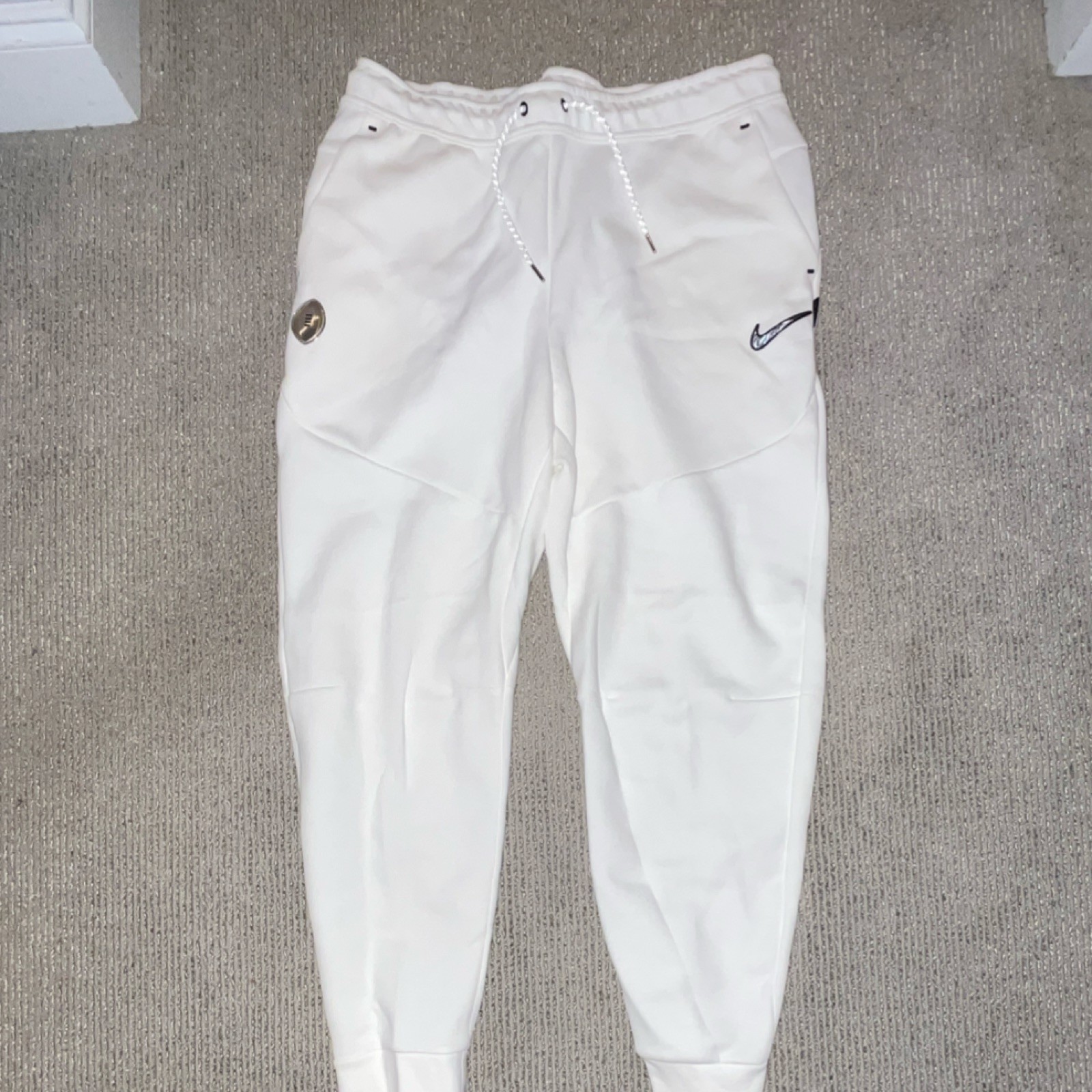College Football Playoff Chrome Logo On-Field White Jogger Pants Tech Pocket XL