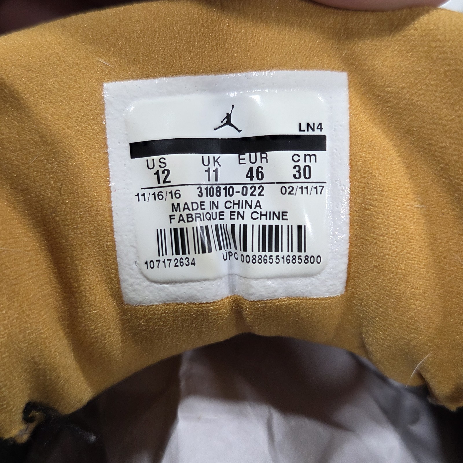 Nike Air Jordan 13 Retro Low Chutney Size 12 Men’s Black Yellow 2017 310810-022