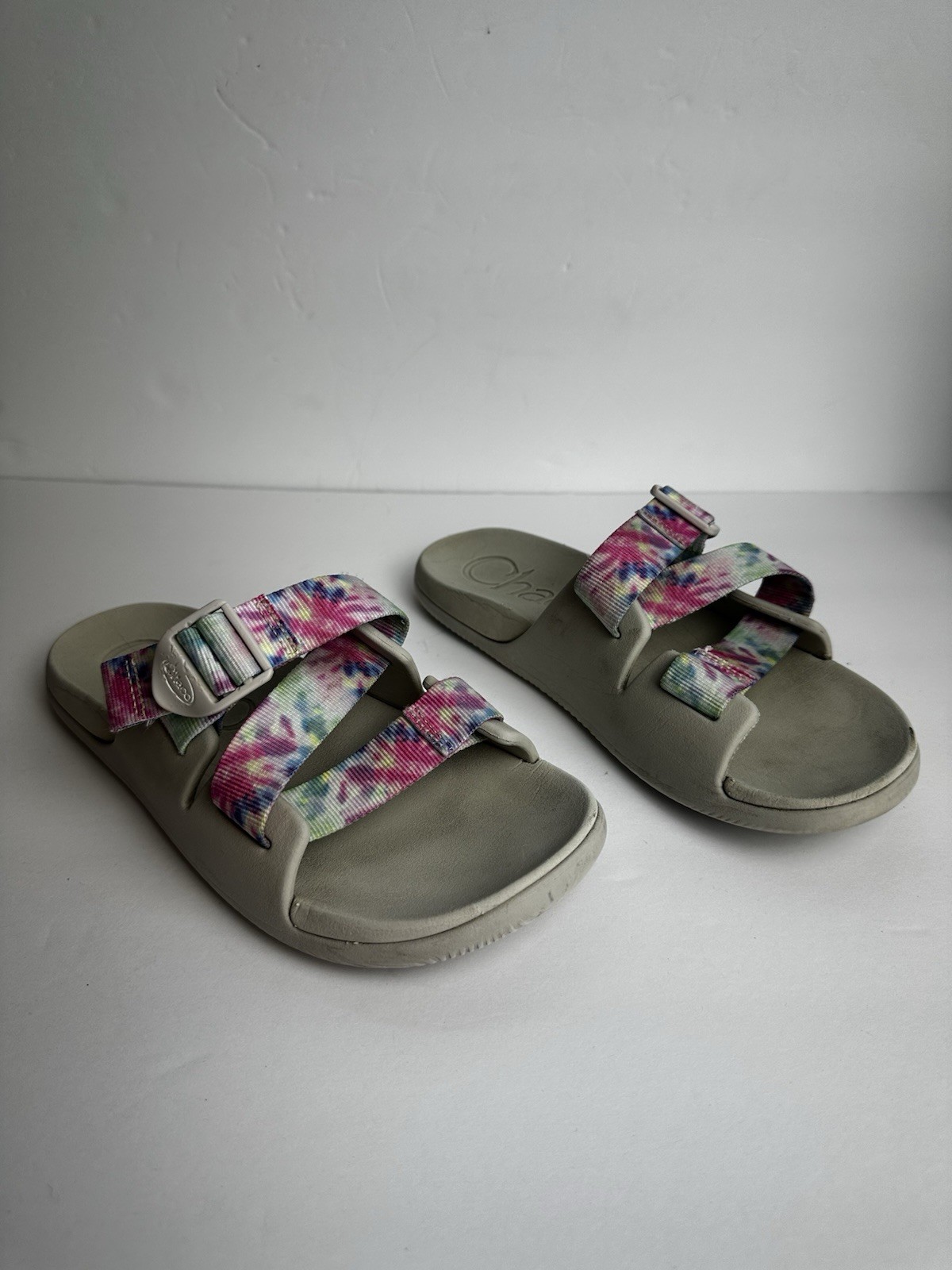 Chaco Chillos Slide Sandals Women’s Size 9 Shoes Tie Dye Multicolor Buckle Gray
