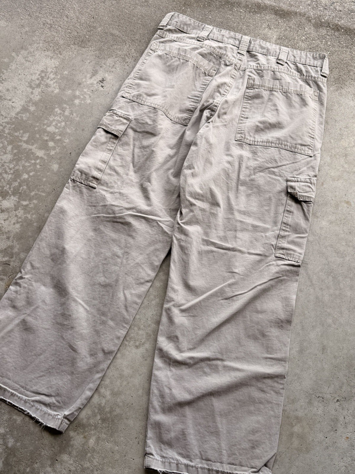 Wrangler Rugged Wear Men’s Beige Ripstop Cargo Pants Cotton Relaxed 30W