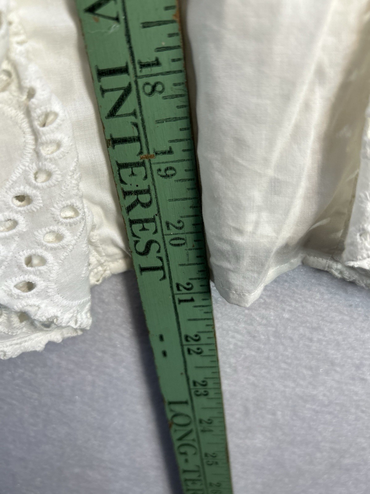 Express White Eyelet Ruffle Square Neck Spaghetti Strap Camisole Top M
