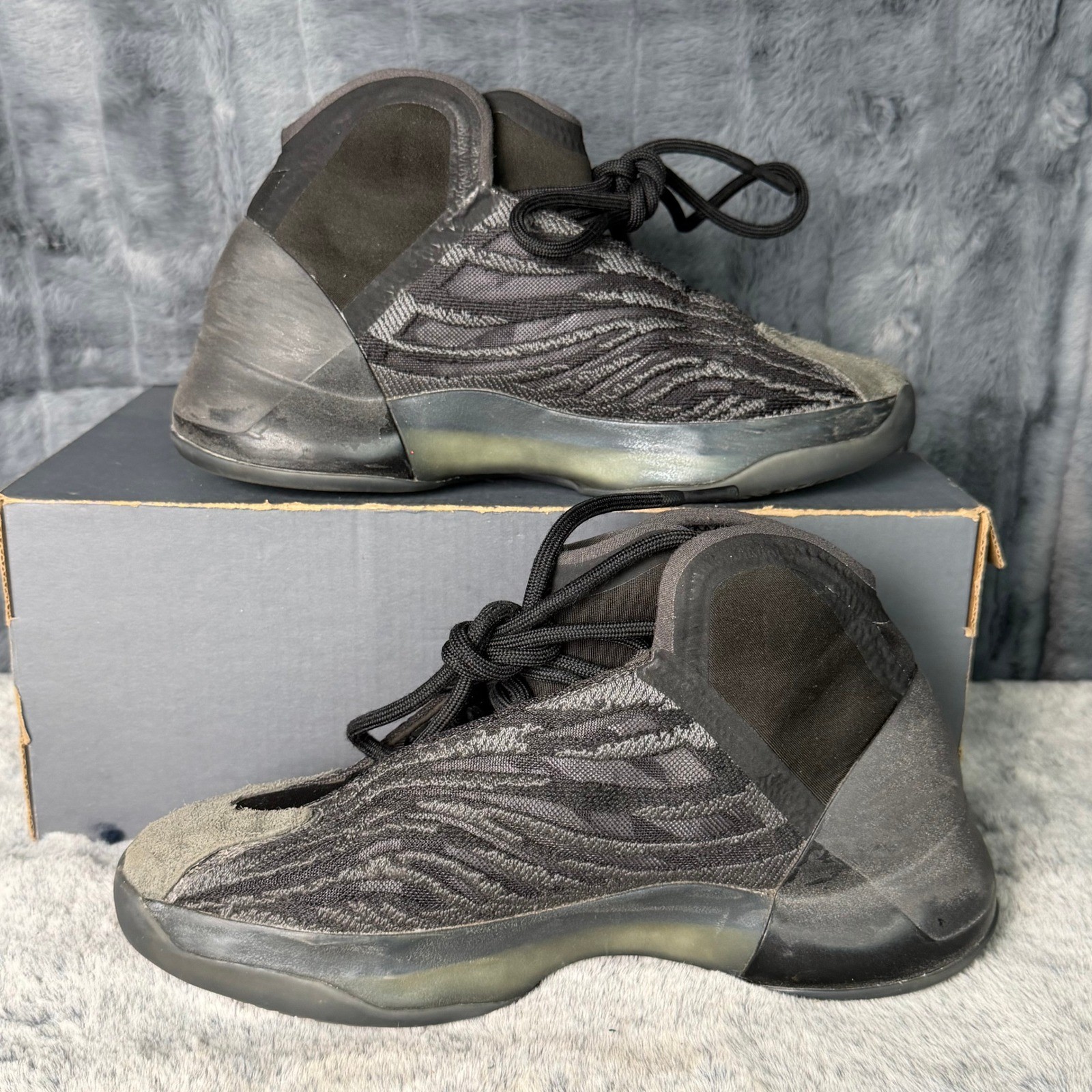 Adidas Yeezy QNTM Onyx Mens 5.5 Black Dark Grey High Top Sneakers GX1317
