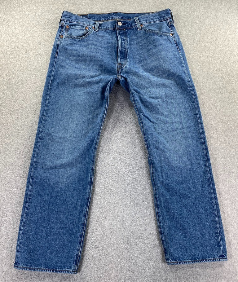 Levis 501 Straight Leg Button Fly Mens Jeans 36×30 Med Wash Red Tab 100% Cotton