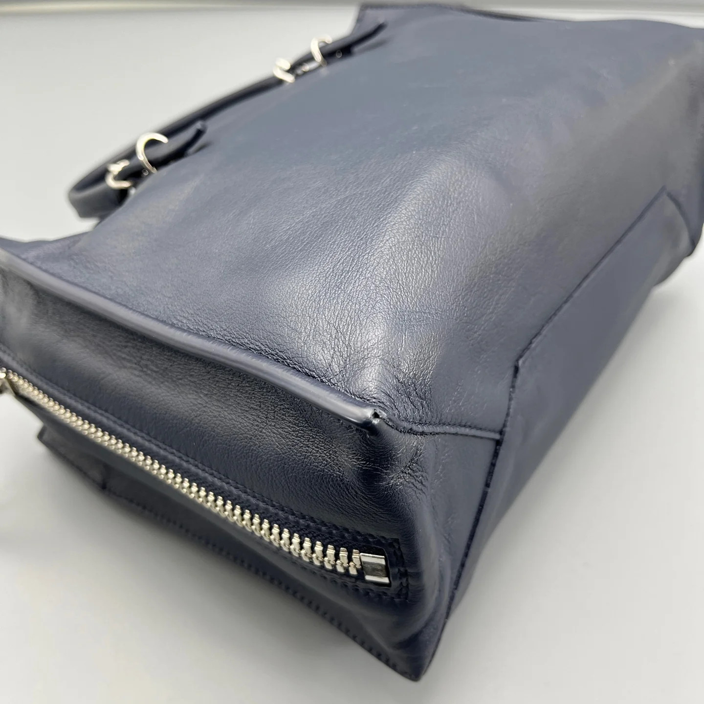 Balenciaga Studded Papier A6 Zip Around Tote Dark Blue Calfskin (ym051426d2r)