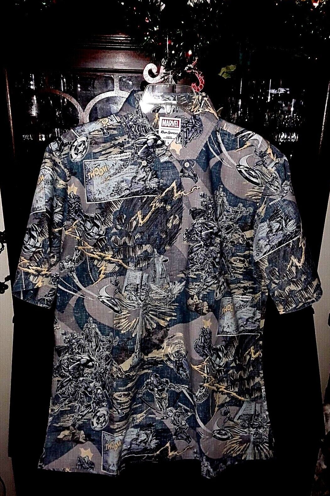 Reyn Spooner Men’s MARVEL AVENGERS AS CLSC BT Full Button Slate Shirts