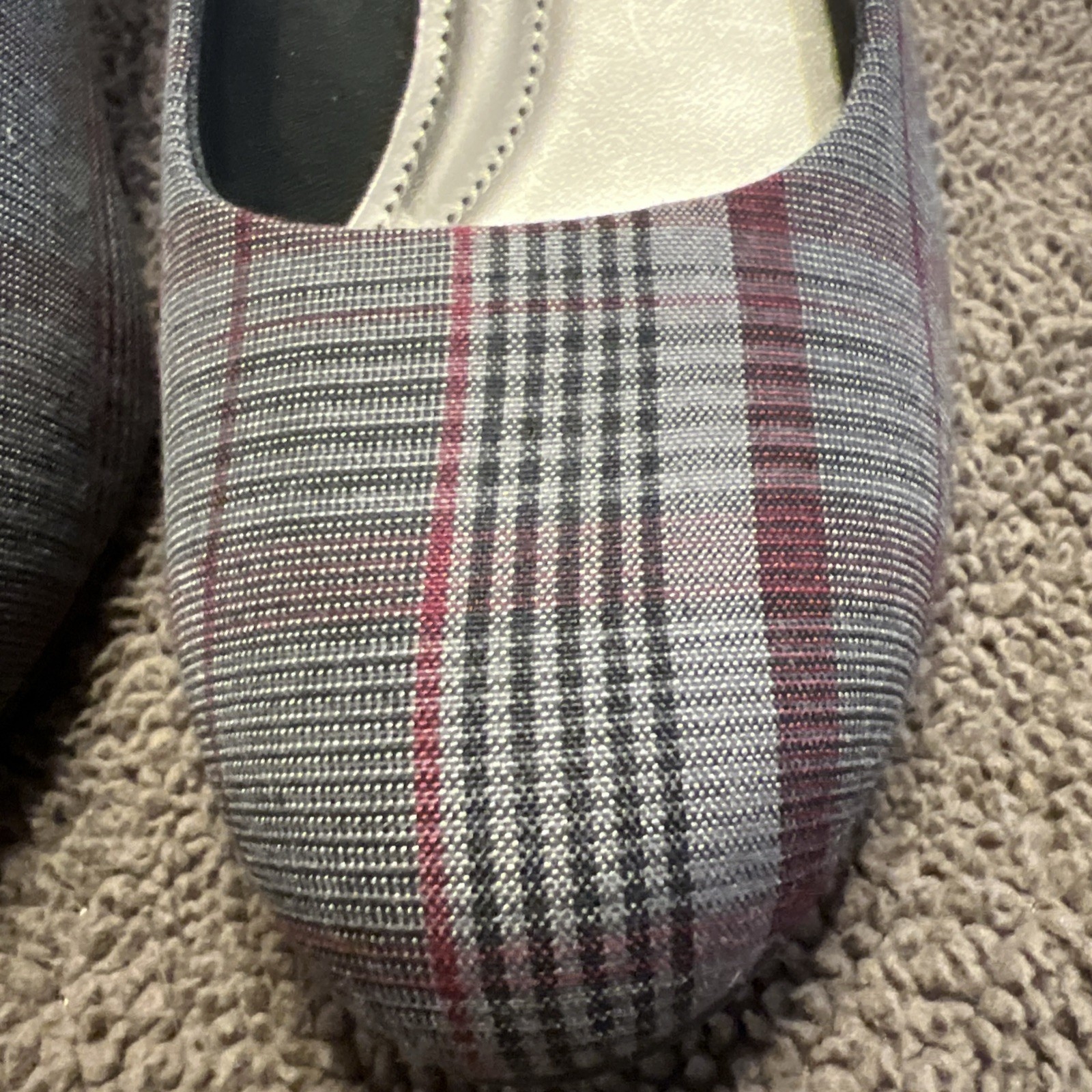 COMFORT PLUS by Predictions Gray Plaid Pumps Heels Shoes Womens Size 7 1/2 NWT