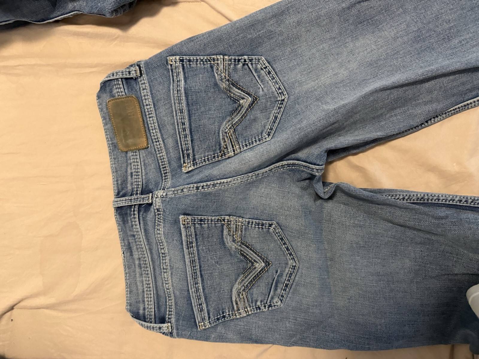 BKE Men’s Blue Straight Denim Jeans Medium Wash Mid Rise 5-Pocket Button