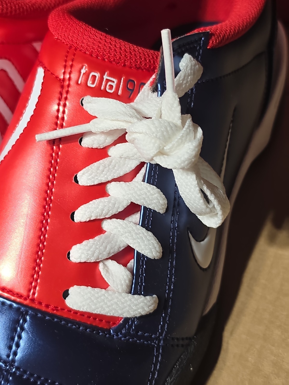 Size 11 – Nike Total 90 3 SP USA