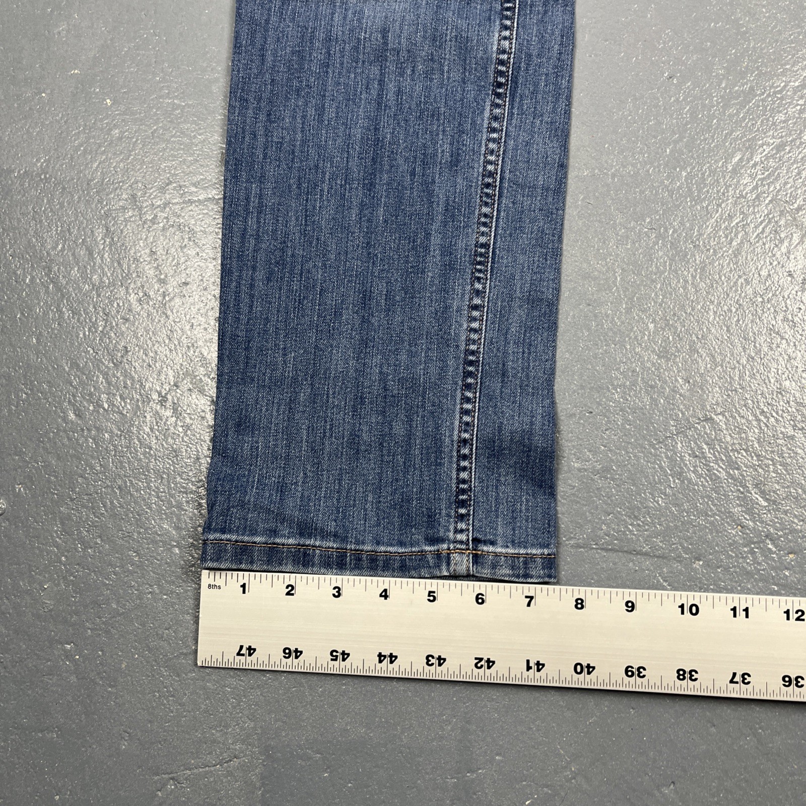 Duluth Trading Co Women’s Jeans Cotton Poly Spandex Blend Sz 12 31” Inseam