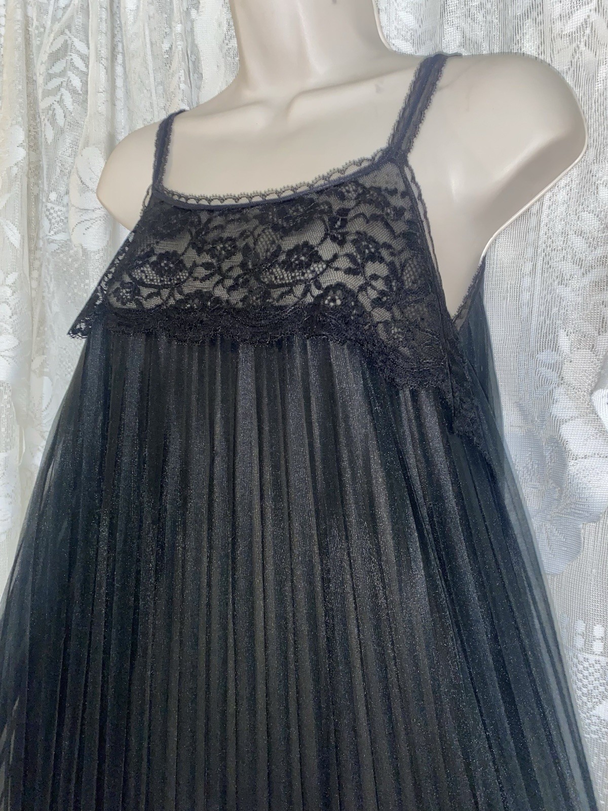Vtg S Black Charmode Db Pleated Sheer Chiffon Nightgown w Lace Overlay Bodice