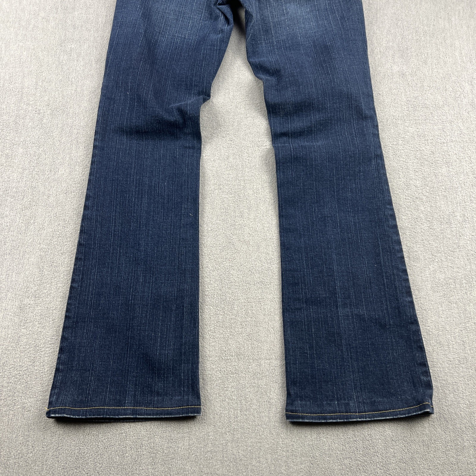 True Religion Becky Jeans Women’s 26 (28×30*) Bootcut Low Rise Flap Pockets USA