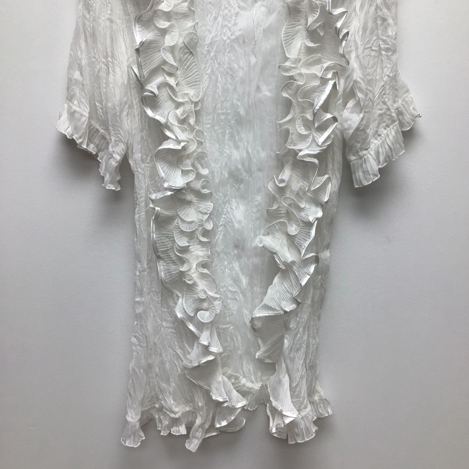 Pretty Angel Semi-Sheer Crinkled Silk-Blend Ruffle Short Sleeve Cardigan – Large