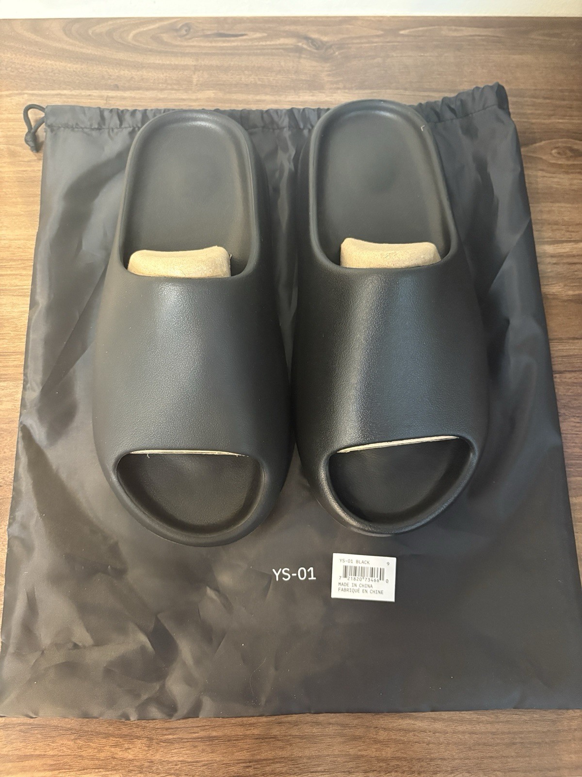 YEEZY SLIDE YZY YS-01 BLACK SIZE 9