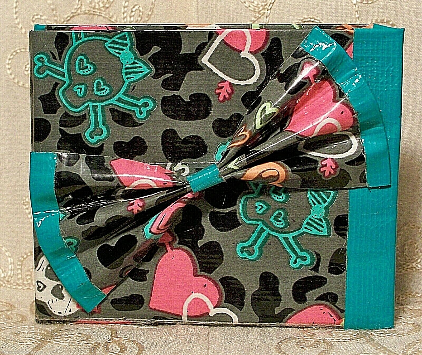 Duct Tape Wallet Handmade 4 Slot Bi-Fold Unisex Skull Heart Bow Blue Halloween