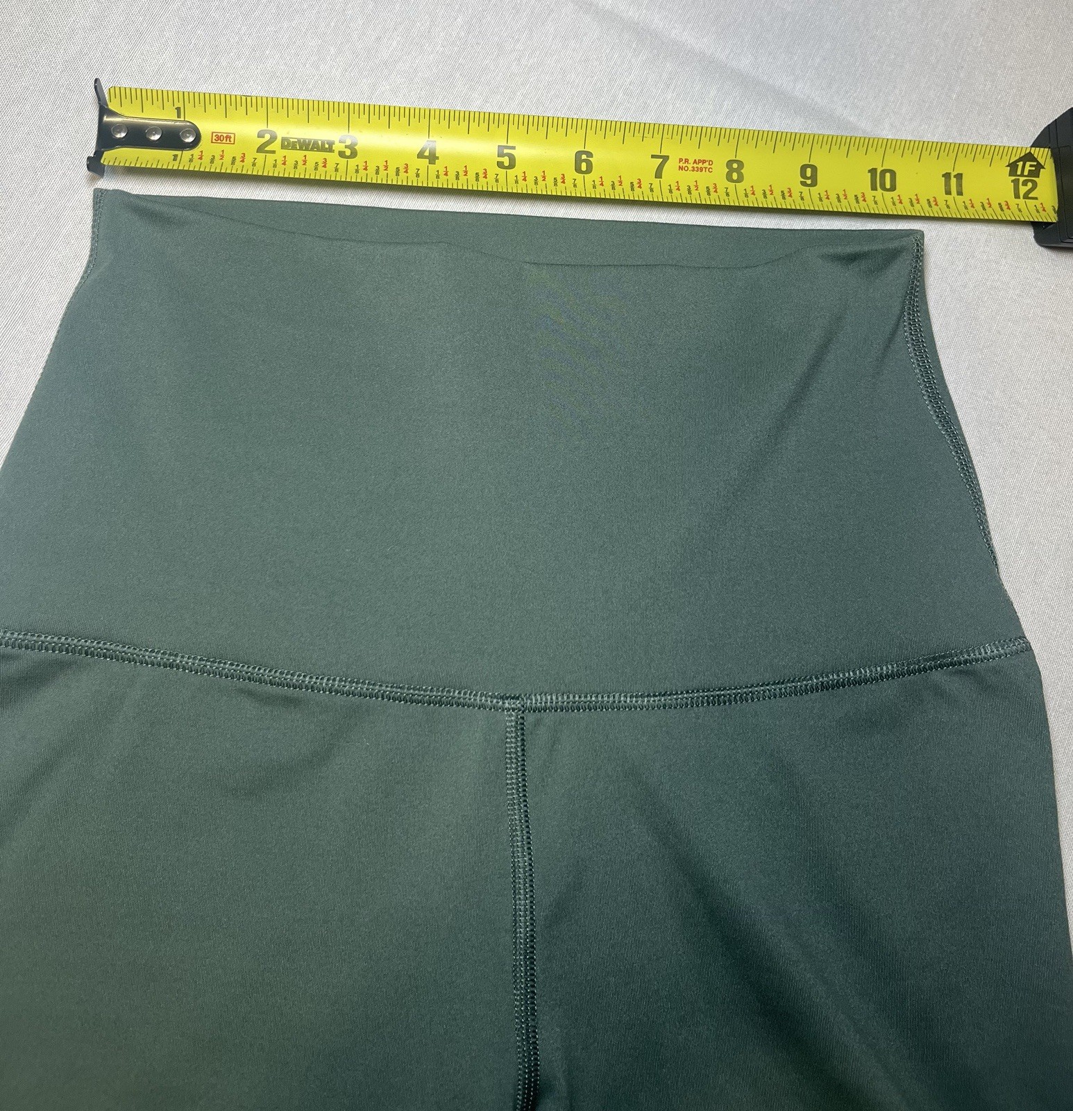 YOGALICIOUS LUX EVERYDAY 5” BIKER SHORTS Green Women Size Small