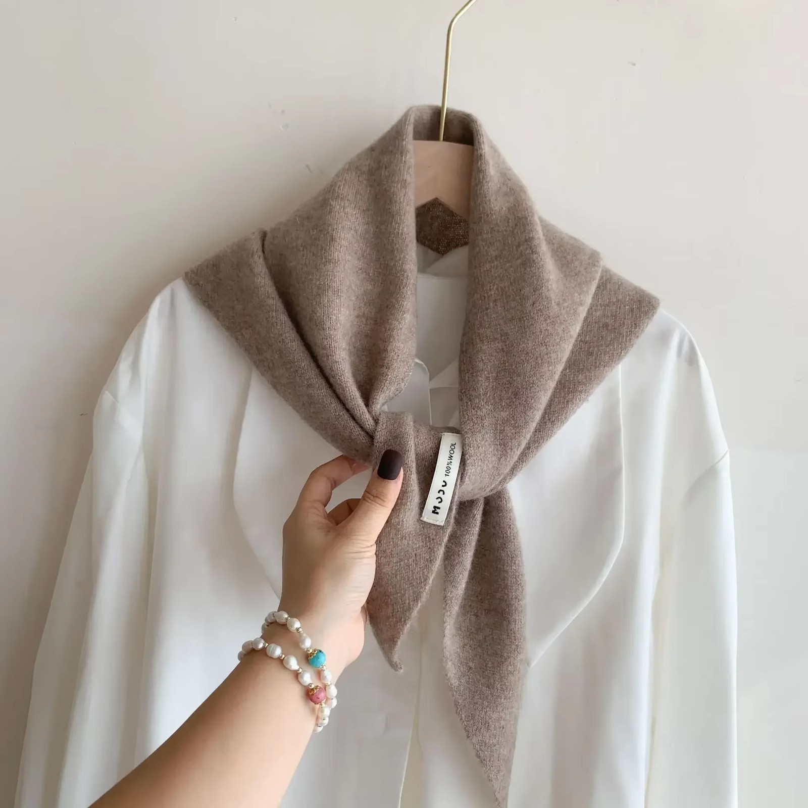 British Korean Triangle Scarf Niche Wool Triangular Scarf Women Headscarf Knitte