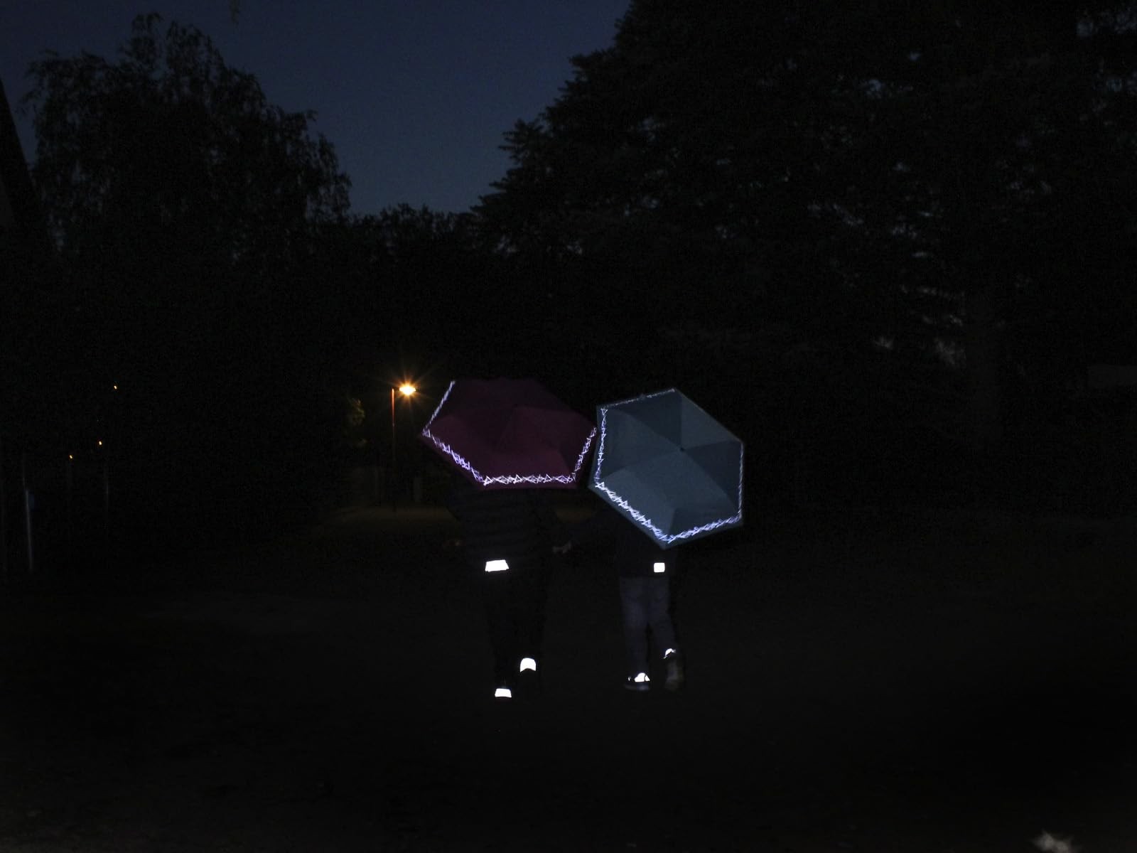 4Kids children’s pocket umbrella reflective with reflective trim purple