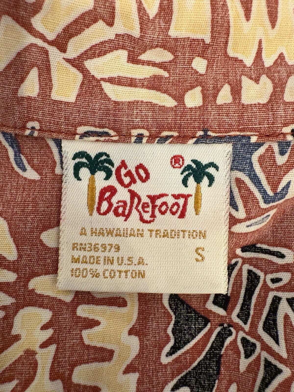 Go Barefoot Hawaiian Button Down Shirt w/embroidered BALBOA YACHT CLUB Size S