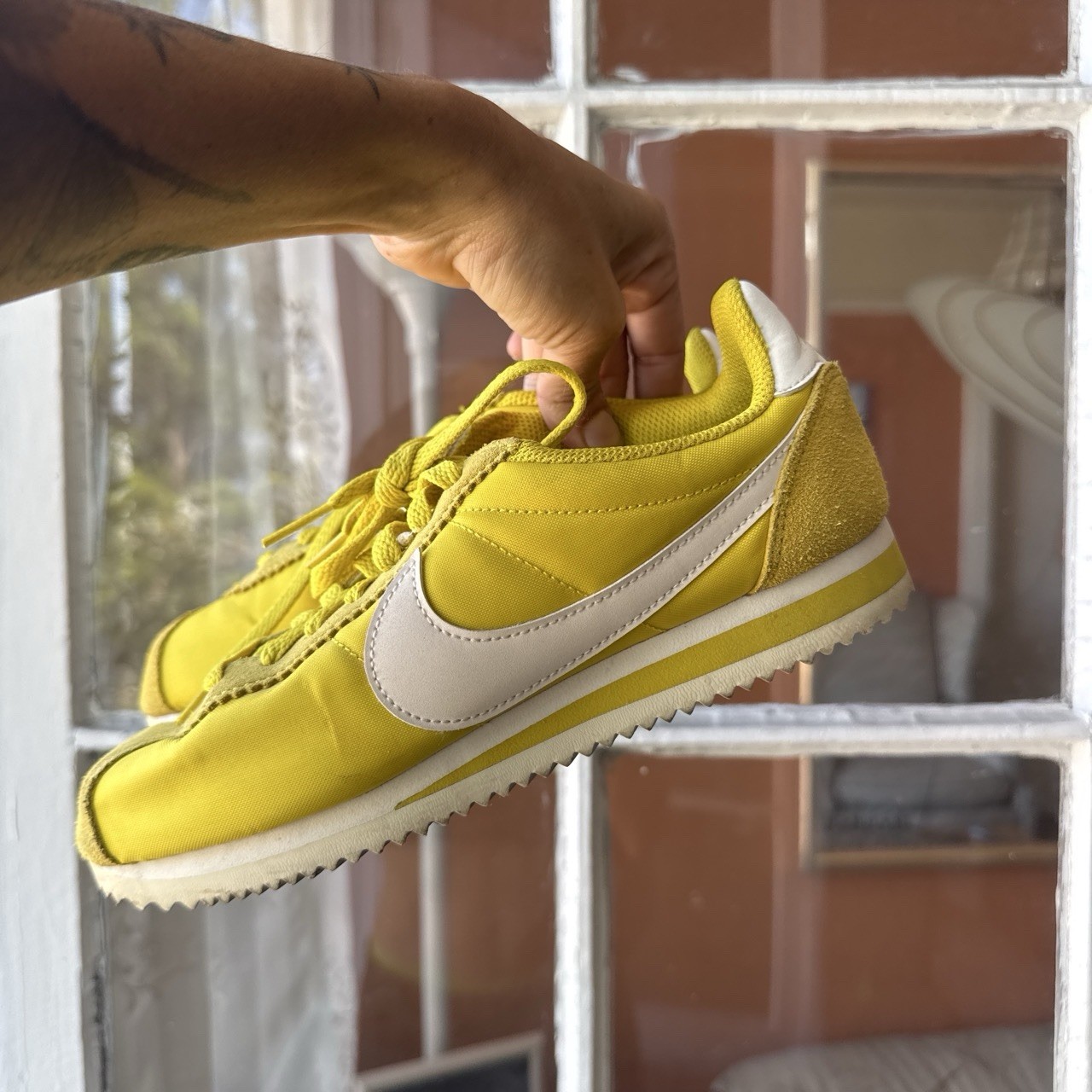 Nike Cortez Yellow/White Low Top Lace-Up Nylon Sneaker Rubber Sole Unisex