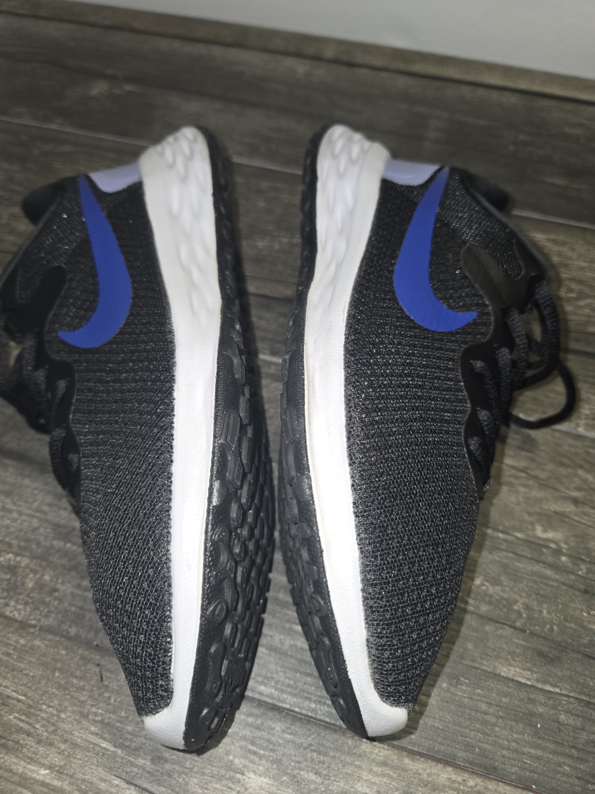 Nike Revolution 6 NN Black Running Women’s Size 8 Sneakers. I-10
