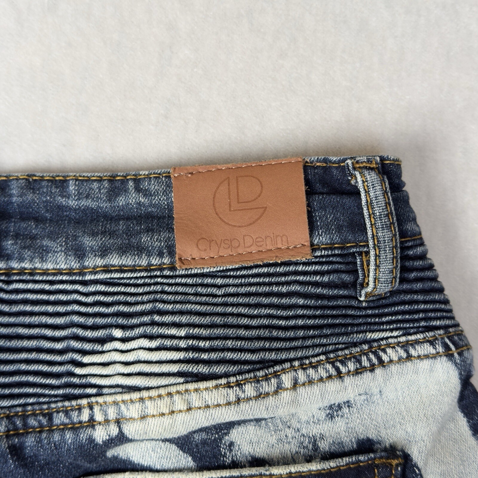NWOT – Crysp Denim – Size 29×32 – Zipper Moto Skinny Jeans – Acid Wash Blue