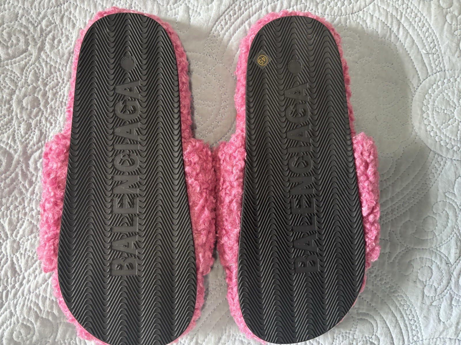 Brand New Rep Pink Balenciaga Fur Slides Men’s Size 45 US 12 In Box Never Worn