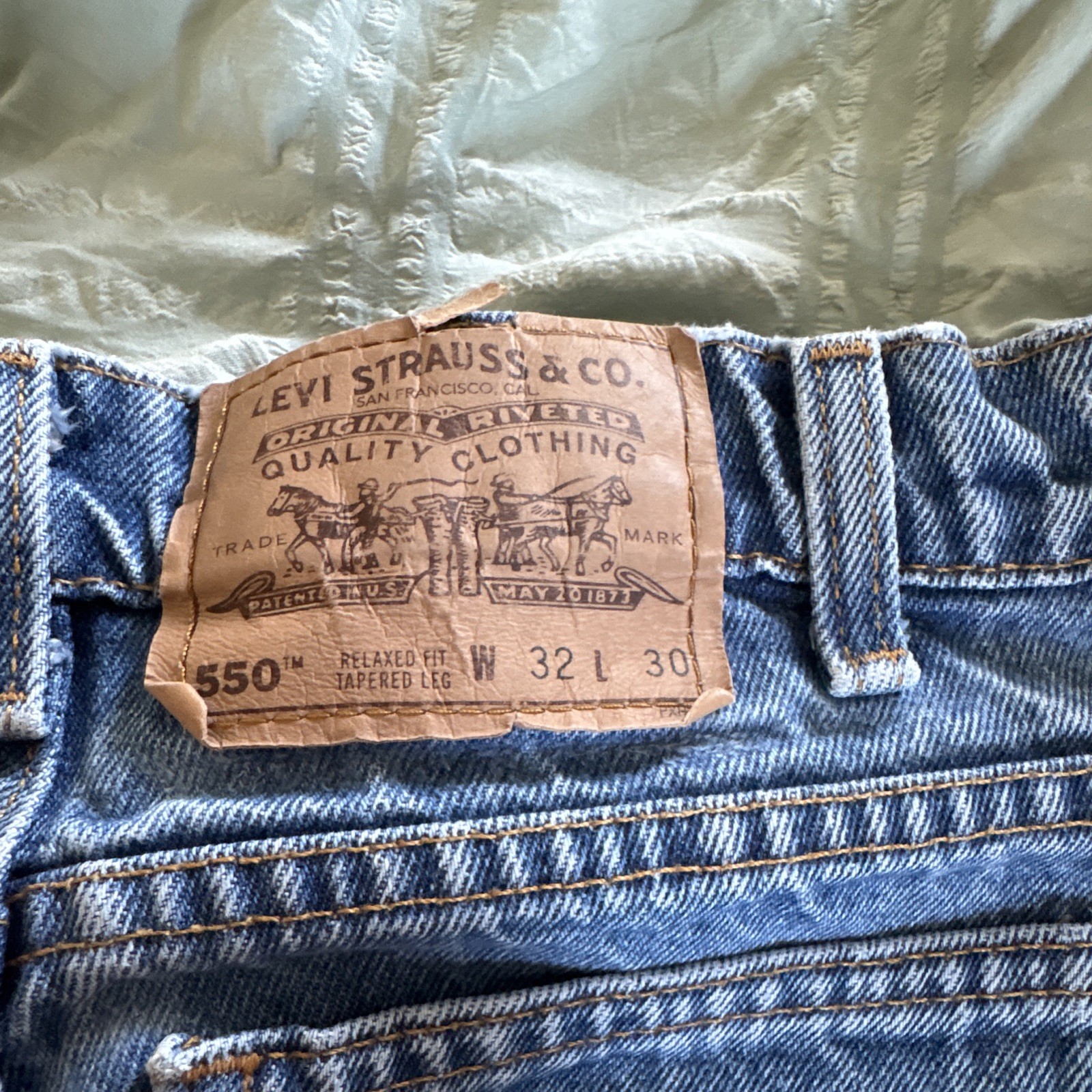 Vintage Orange Tag Levi’s Men’s Relaxed Fit Tapered Leg Jeans Medium Wash Blue